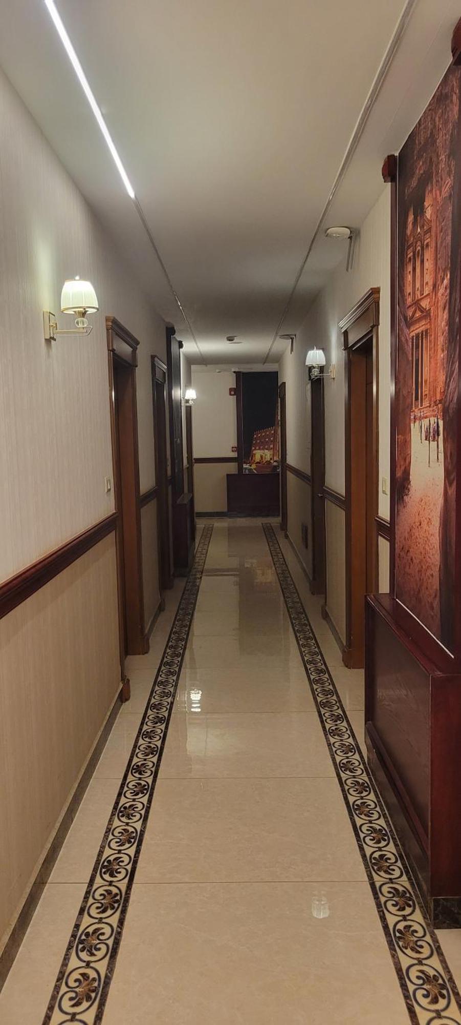Big Ben Hotel Suites Amman Exterior photo