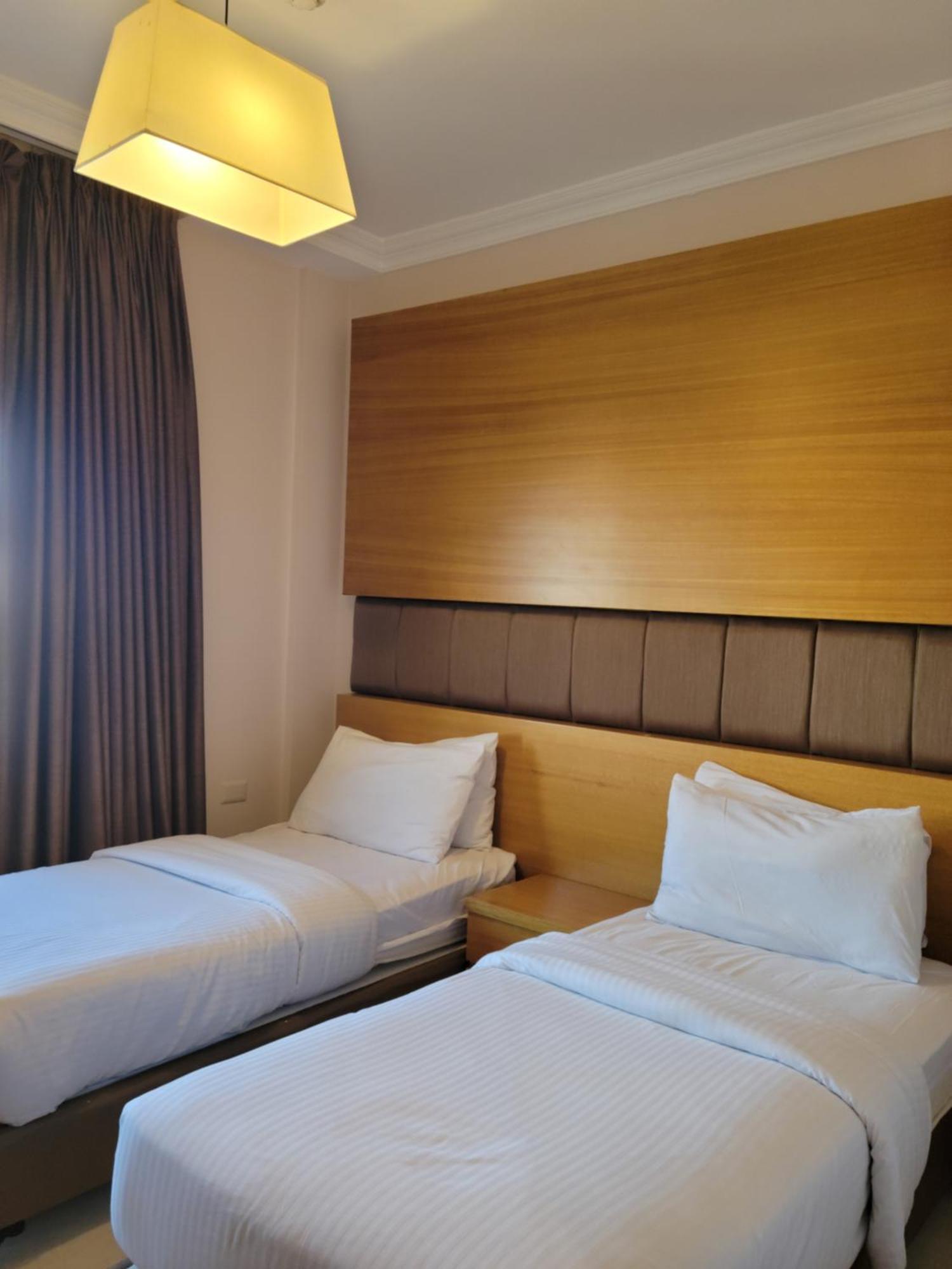 Big Ben Hotel Suites Amman Exterior photo