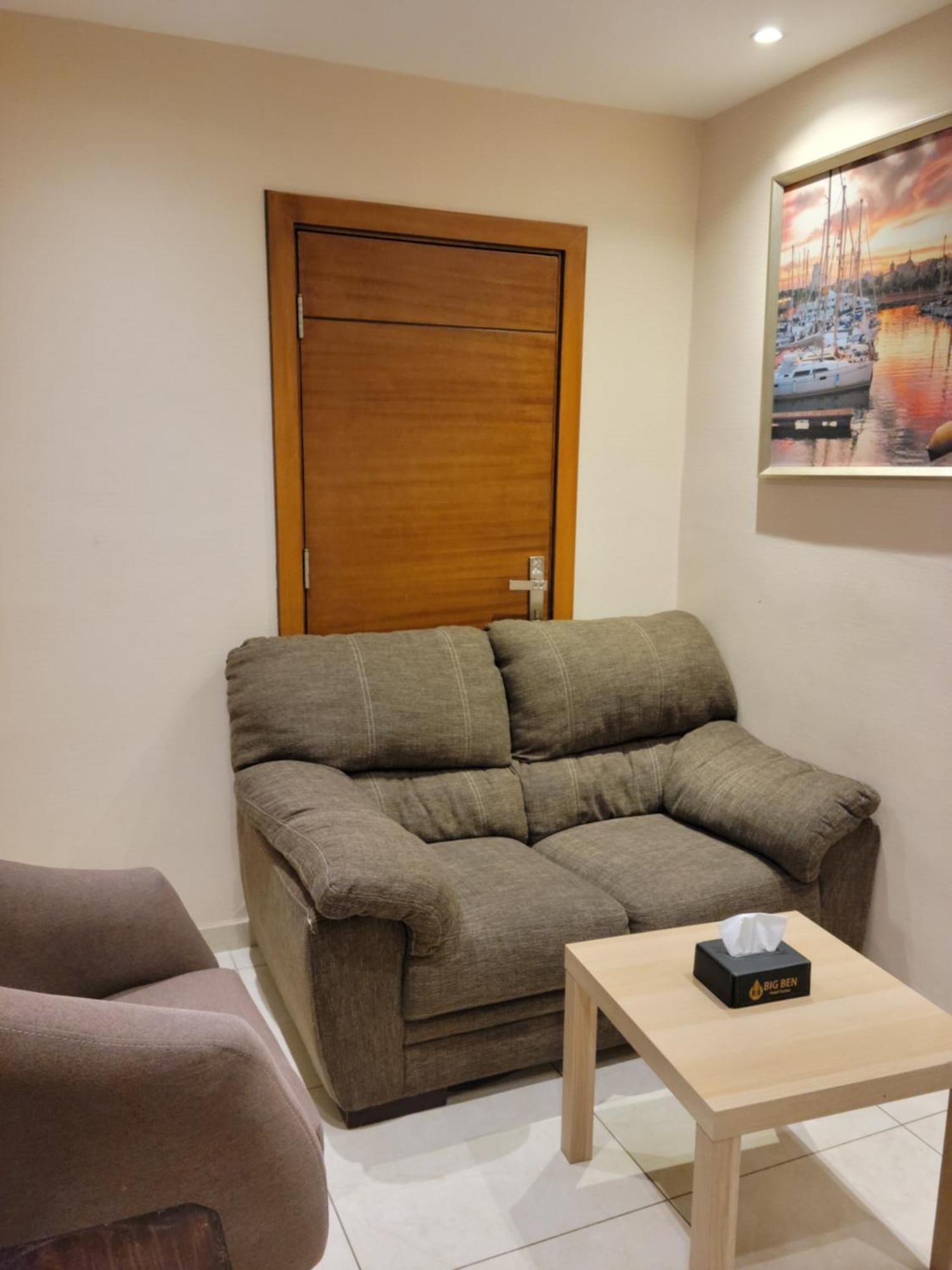 Big Ben Hotel Suites Amman Exterior photo