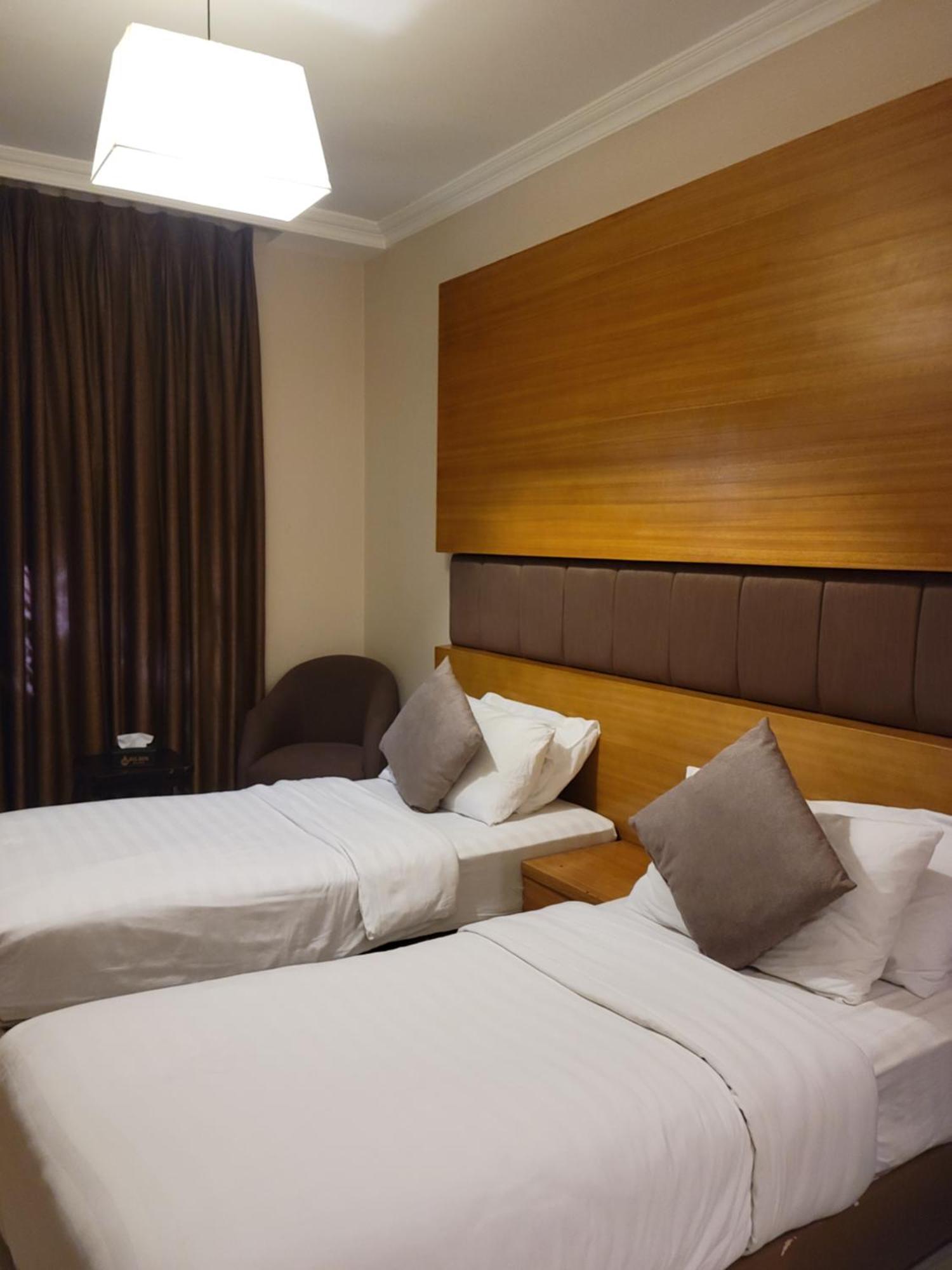 Big Ben Hotel Suites Amman Exterior photo